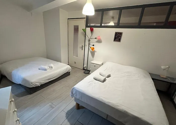 Apartmán Hyper Centre - Wifi - Cosy - Gare Bourg-en-Bresse